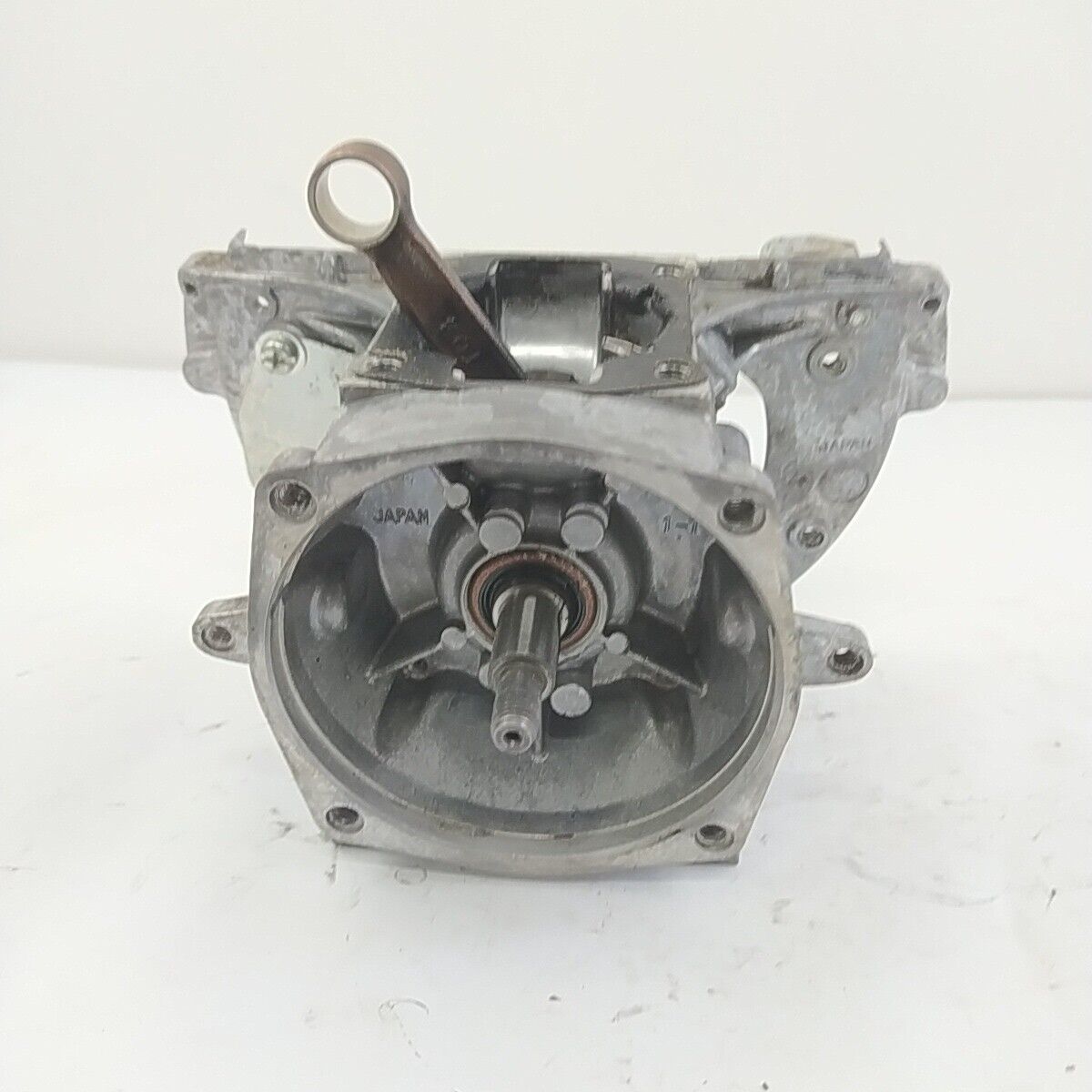 Ricambio CARTER BASAMENTO CILINDRO usato per decespugliatore KAWASAKI TD 40
