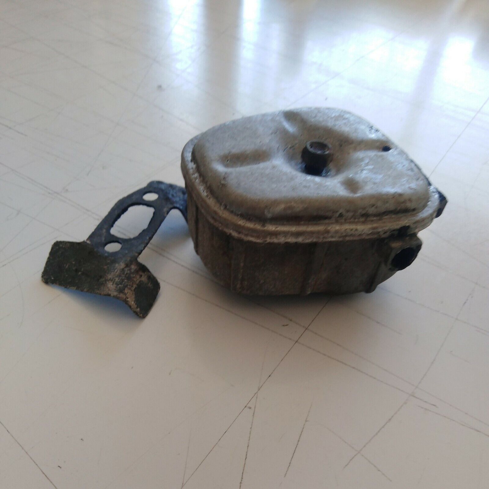 CASTOR TURBO 20  DECESPUGLIATORE MARMITTA TERMINALE SCARICO Ricambio usato