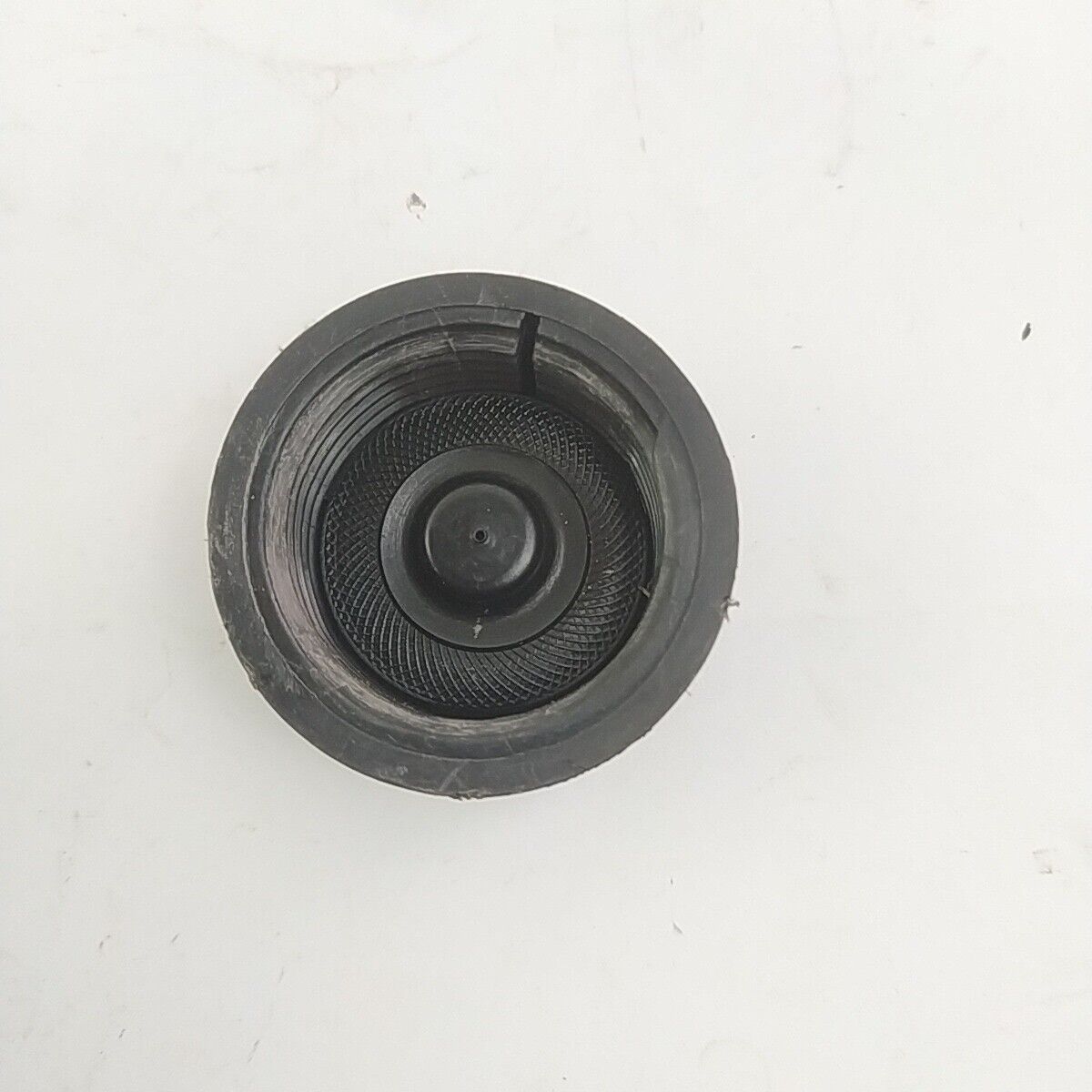 ricambio TAPPO SERBATOIO BENZINA usato per decespugliatore KAWASAKI TD 33