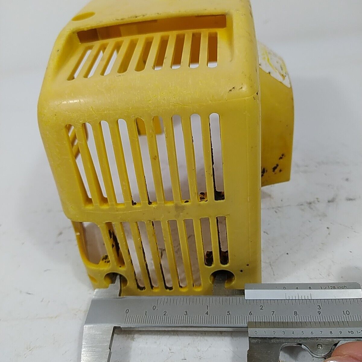 ricambio COPERCHIO copri motore usato ORIGINALE DECESPUGLIATORE MCCULLOCH GT