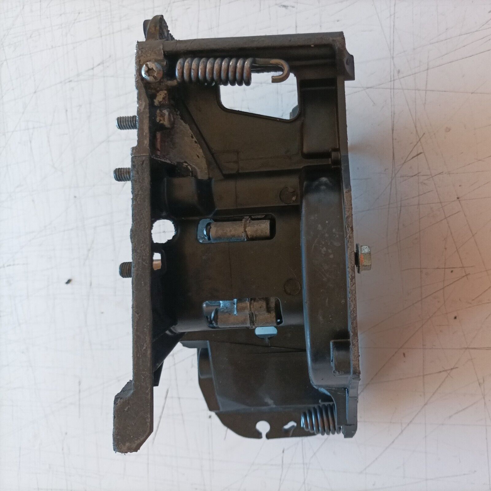 BASAMENTO E ALBERO MOTORE PER MOTOSEGA MCCULLOCH CS35 VARIOLUX V-UCS 45 usato