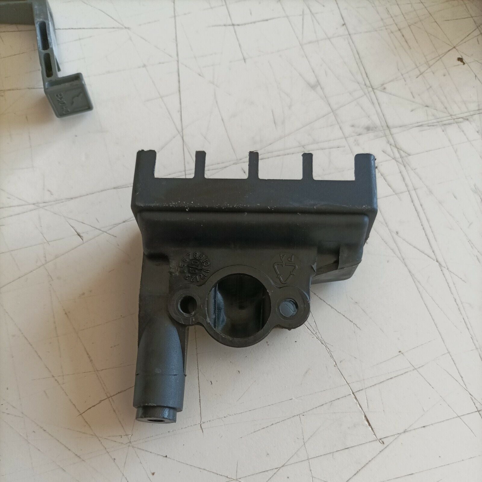 carburatore COLLETTORE LEVA E FILTRO ARIA PER MOTOSEGA PAPILLON RANGER 41 usato