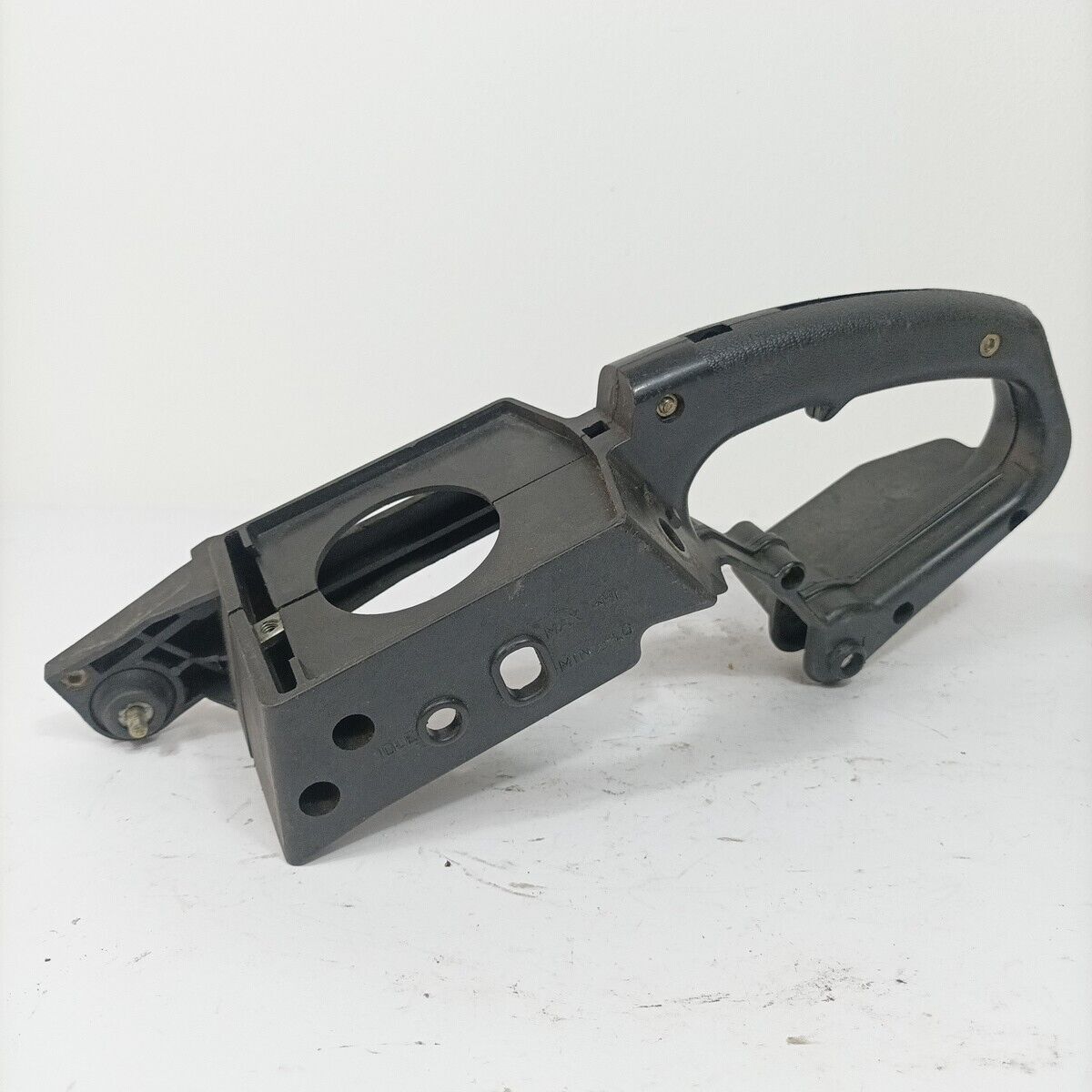 ricambio usato MANIGLIA IMPUGNATURA MANICO COMANDI per motosega Castor CP c 45