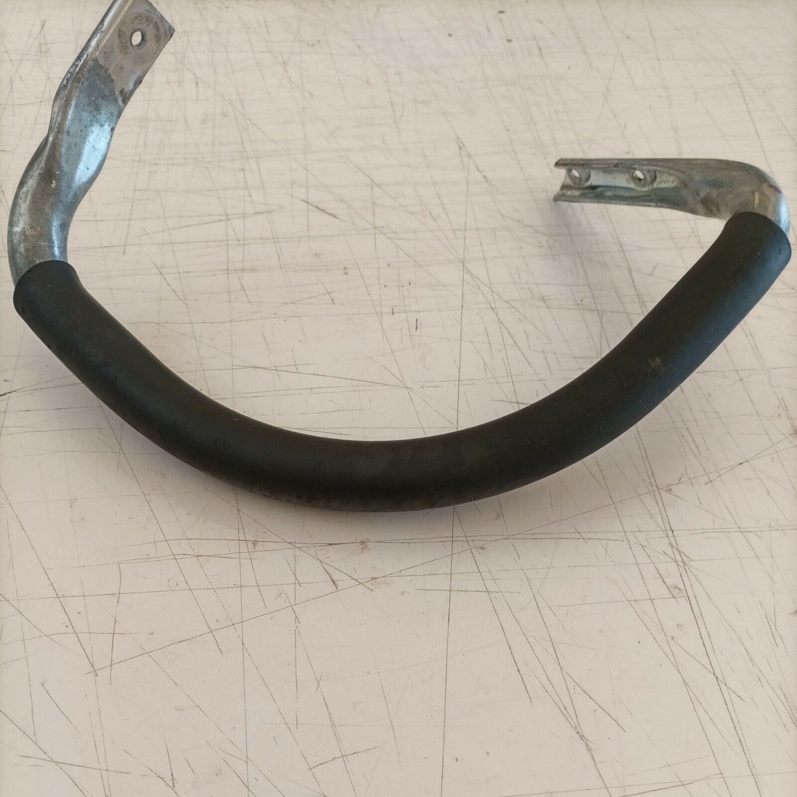 IMPUGNATURA MANIGLIA superiore PER MOTOSEGA MCCULLOCH PM 480 ricambi usati