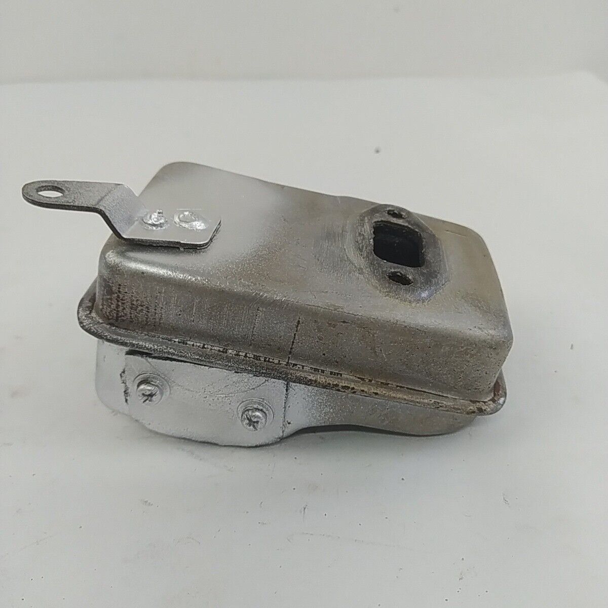 Ricambio MARMITTA SILENZIATORE usato per decespugliatore MITSUBISHI TL 52