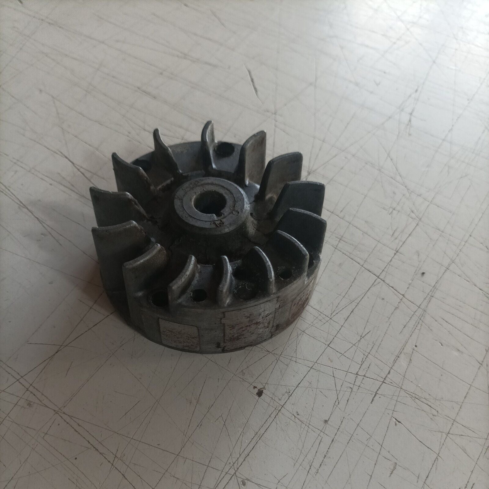 ricambi VOLANO MAGNETICO usato PER DECESPUGLIATORE MCCULLOCH WINDSOR PROMAC 2000