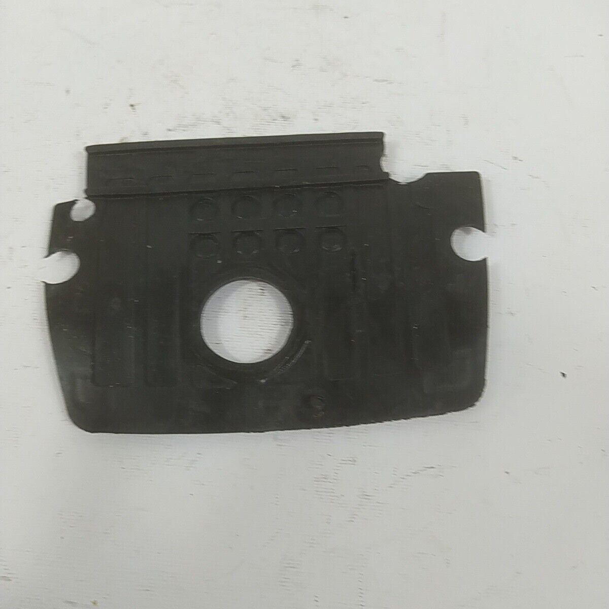 Ricambio FLANGIA RACCORDO CARBURATORE ORIGINALE per motosega CASTOR CP 700 usato