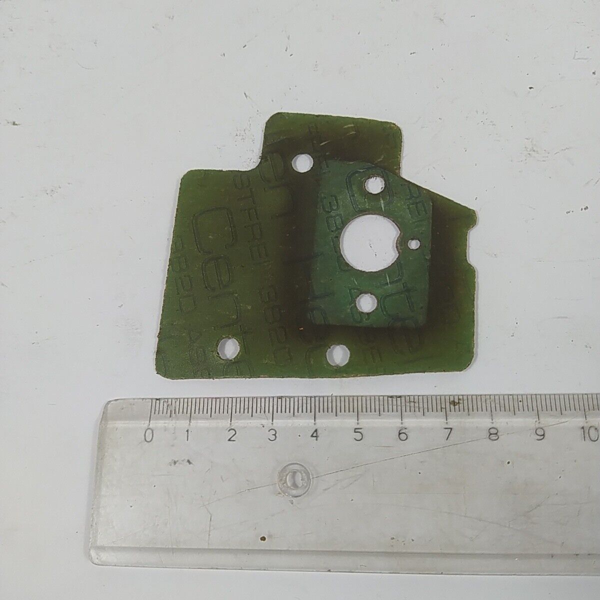 Ricambio FLANGIA RACCORDO CARBURATORE per motosega ALPINA A45 Castor CP 45 usato