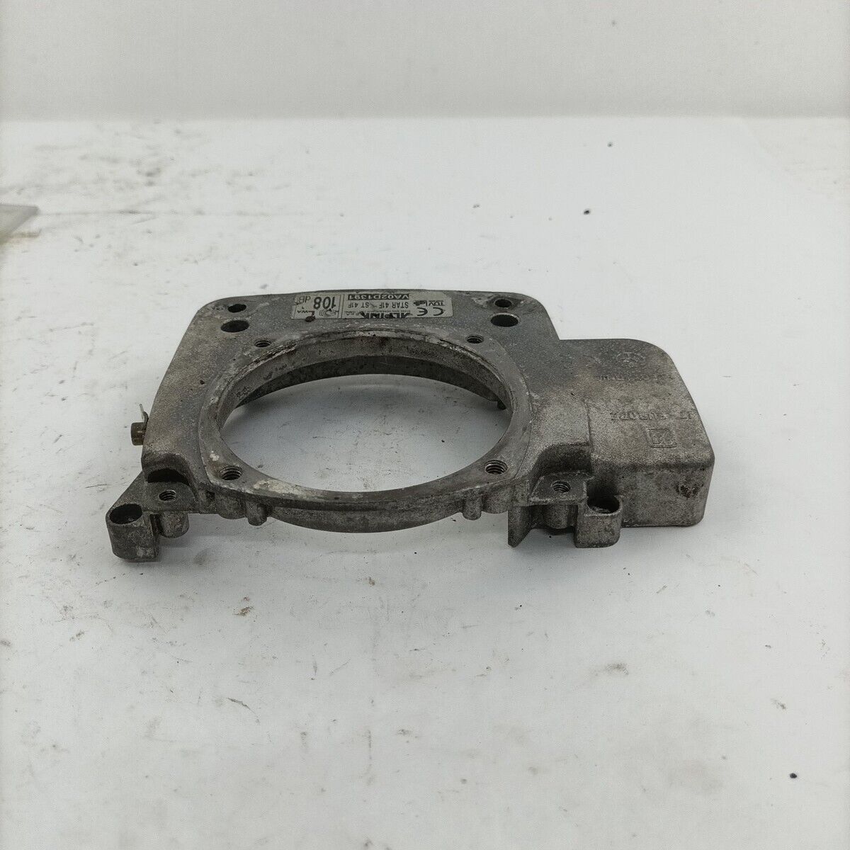 Ricambi DECESPUGLIATORE ALPINA star 41 F Coperchio SUPPORTO Carter VOLANO  usato