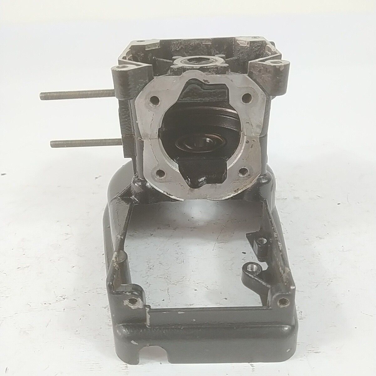 Ricambi usati per decespugliatore MCCULLOCH BP 38 AV CARTER BASAMENTO CILINDRO