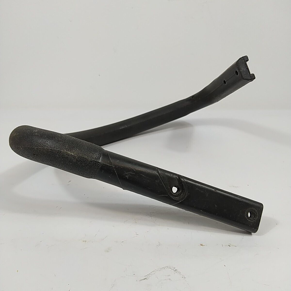 MANICO IMPUGNATURA SUPERIORE completa PER MOTOSEGA AMA BG 38 16 ricambi usati