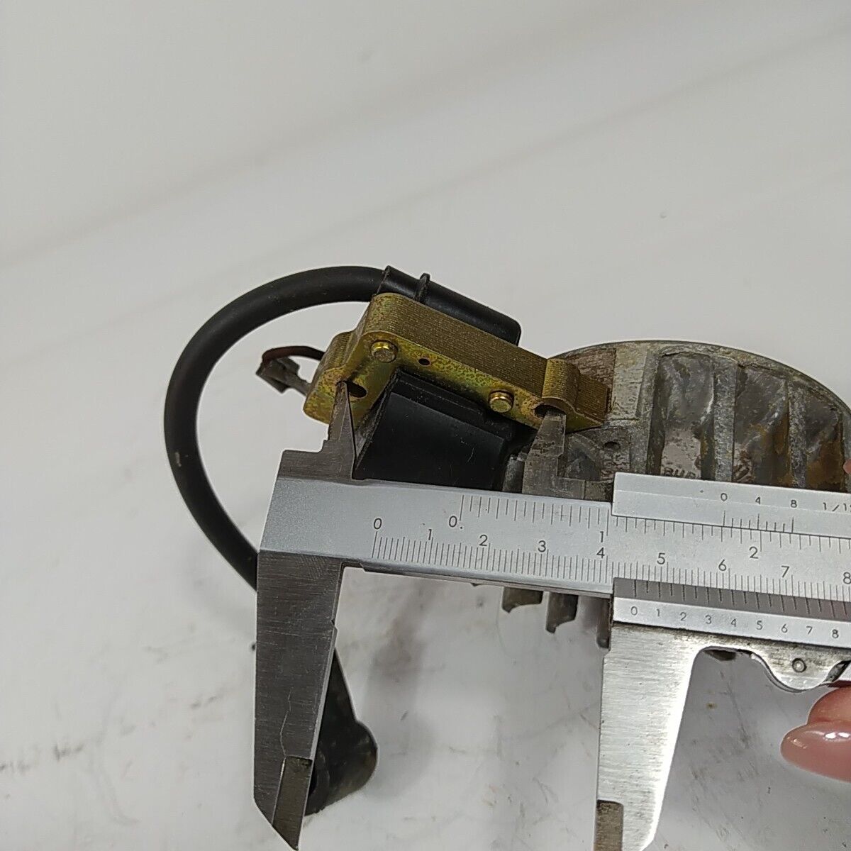 ricambio usato BOBINA E VOLANO MAGNETICO DI AVVIAMENTO per motosega CASTOR 330 