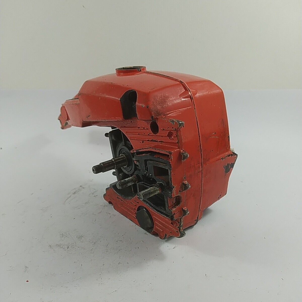ricambio TELAIO BASAMENTO E ALBERO MOTORE MANICO per motosega CASTOR C 70 usati