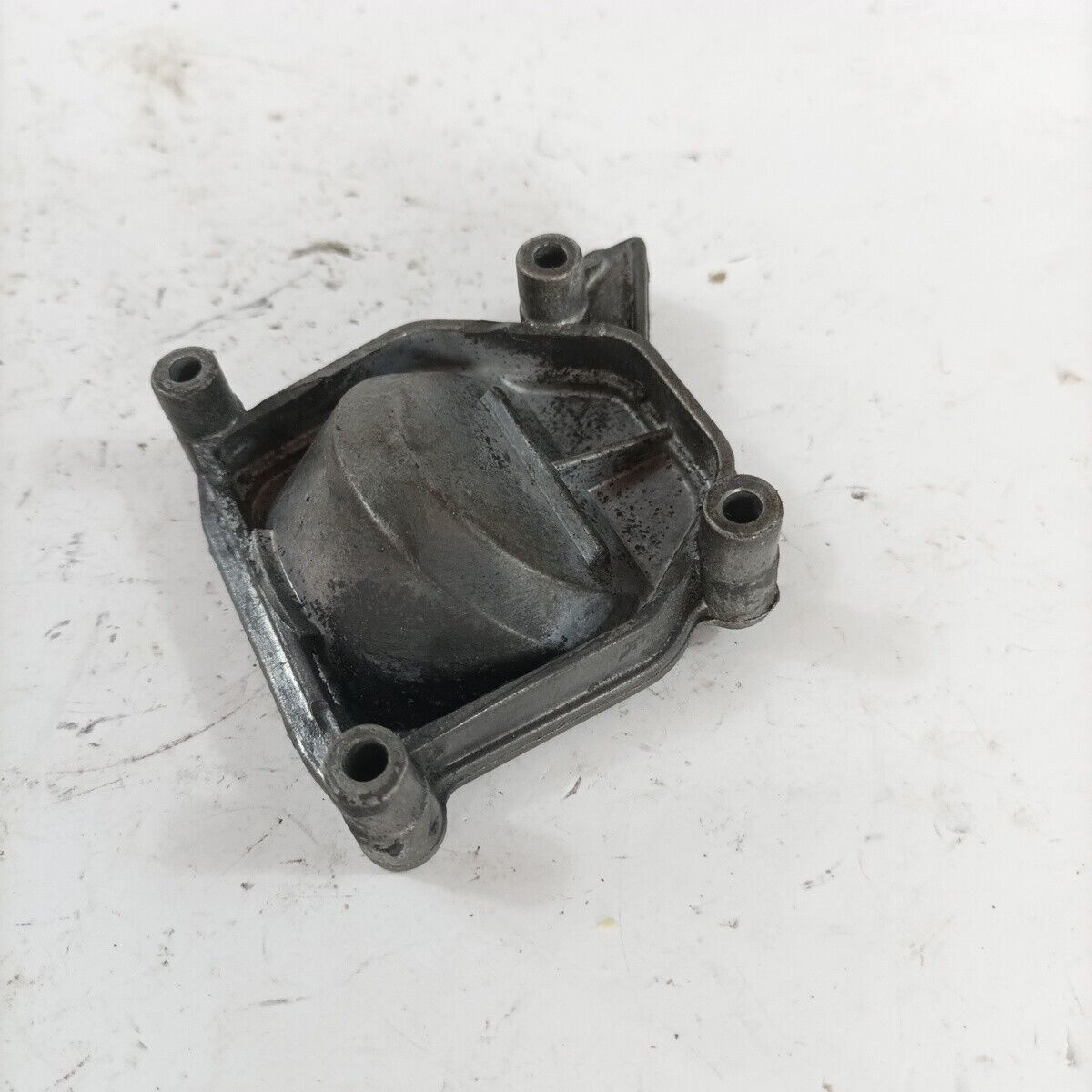 Coperchio cilindro per DECESPUGLIATORE Emak Efco Oleo mac Dynamac ricambi usati