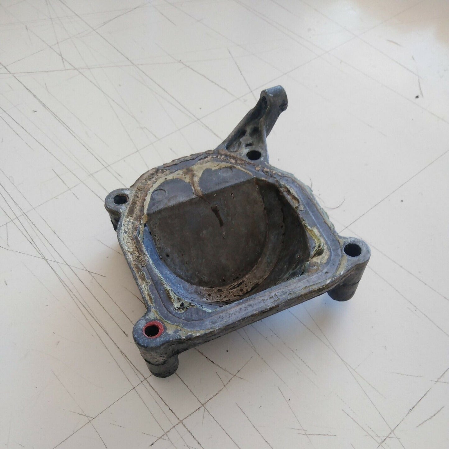 CHIUSURA CILINDRO SERBATOIO decespugliatore EFCO 260 2500 220 ricambi usati