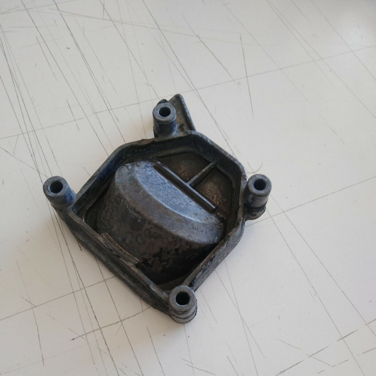 CHIUSURA CILINDRO SERBATOIO decespugliatore EFCO 260 2500 220 ricambi usati