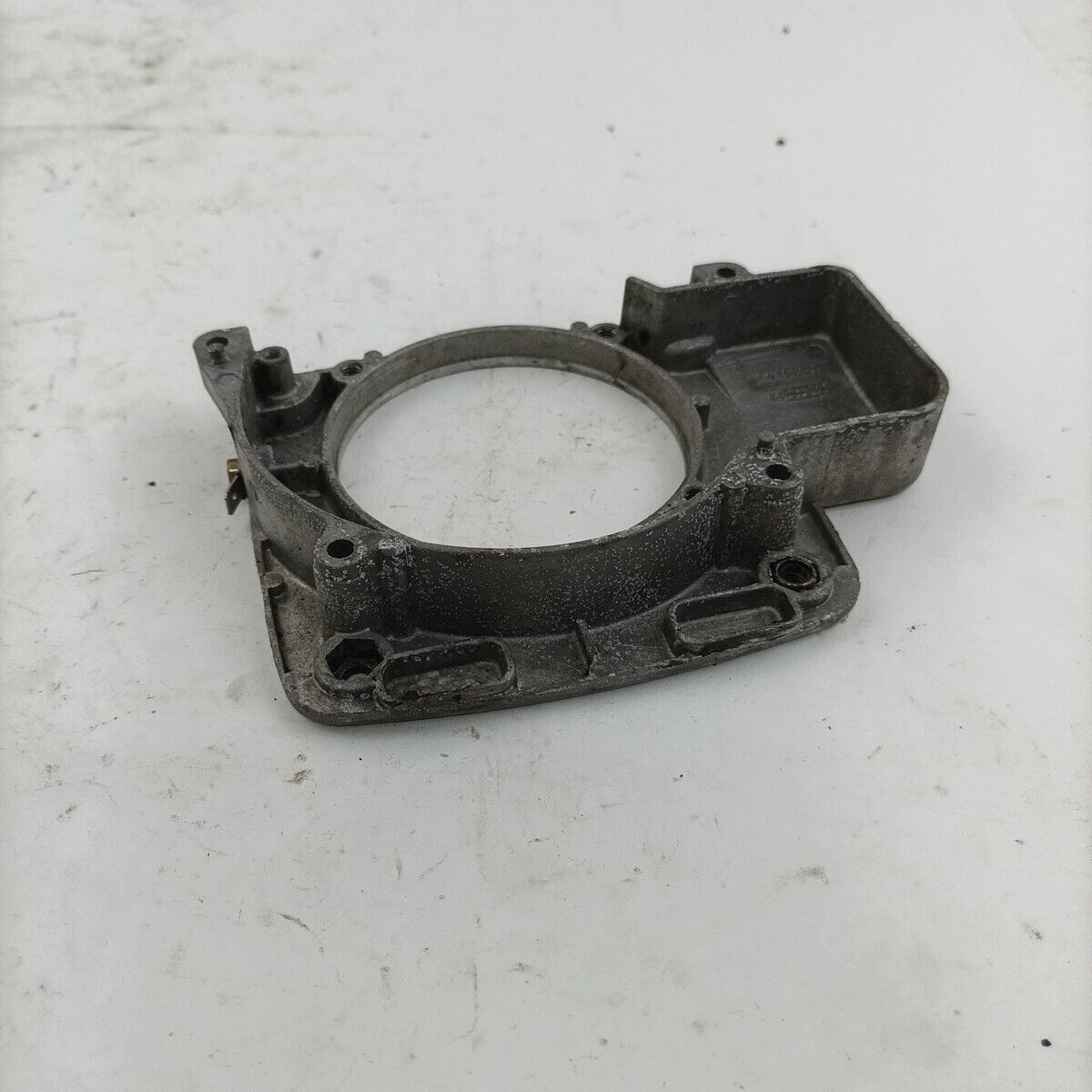 Ricambi DECESPUGLIATORE ALPINA star 41 F Coperchio SUPPORTO Carter VOLANO  usato
