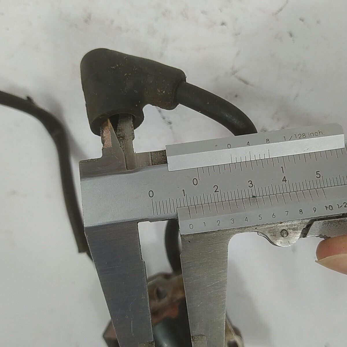 Ricambio per decespugliatore KING 40 CS BOBINA DI ACCENSIONE 13700 00 C usato