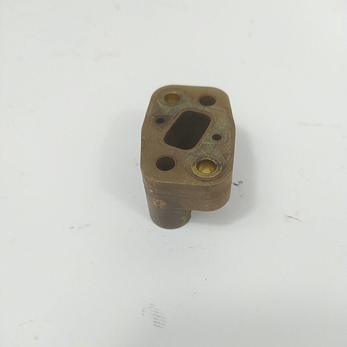 Ricambio per decespugliatore EFCO 8250 FLANGIA COLLETTORE CARBURATORE usato