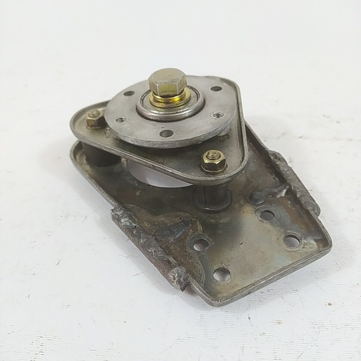 Ricambio DECESPUGLIATORE kawasaki kt 17 staffa SUPPORTO MOTORE A ZAINO usato