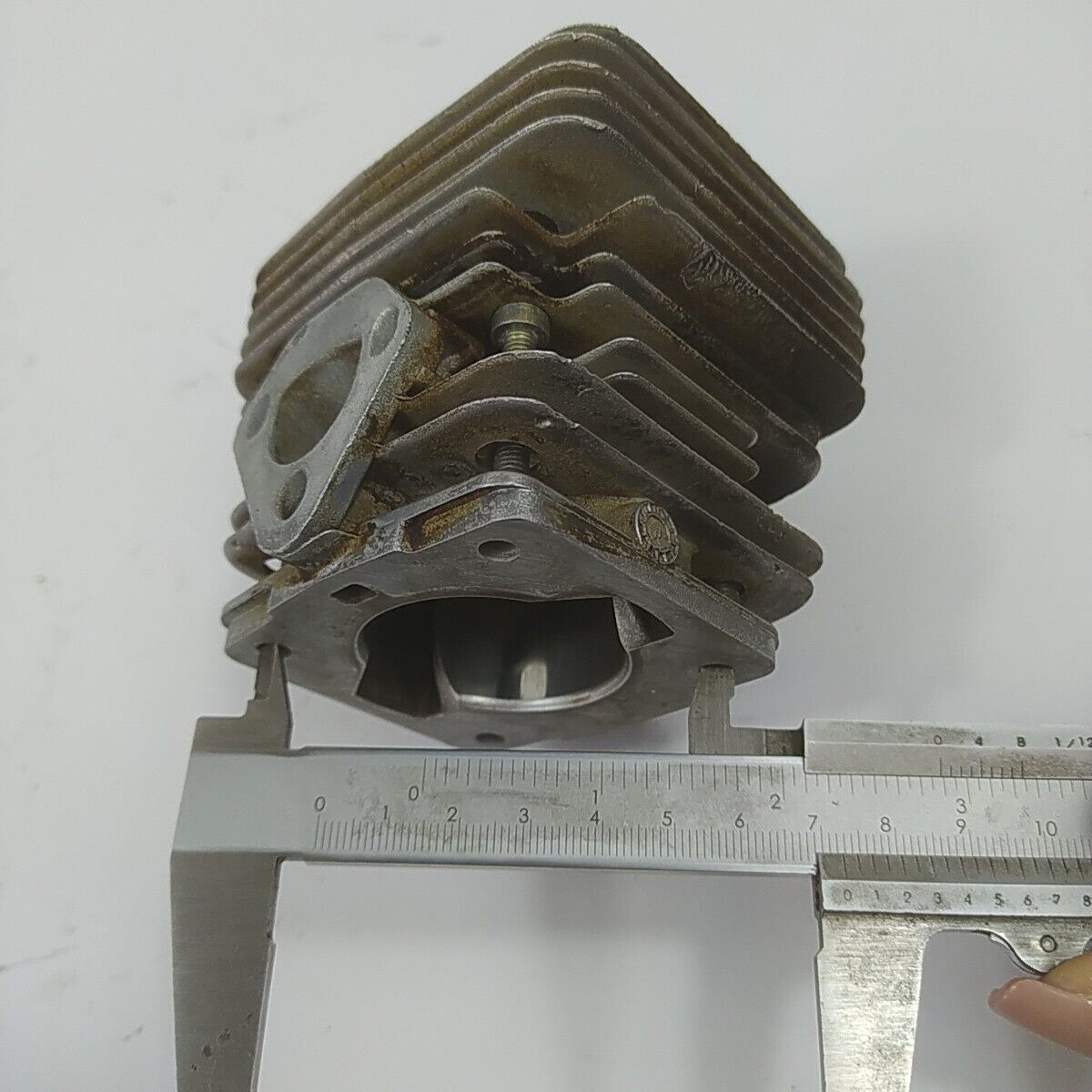 Ricambio per motosega CASTOR ALPINA 450 KIT CILINDRO E PISTONE diam 40 mm usato