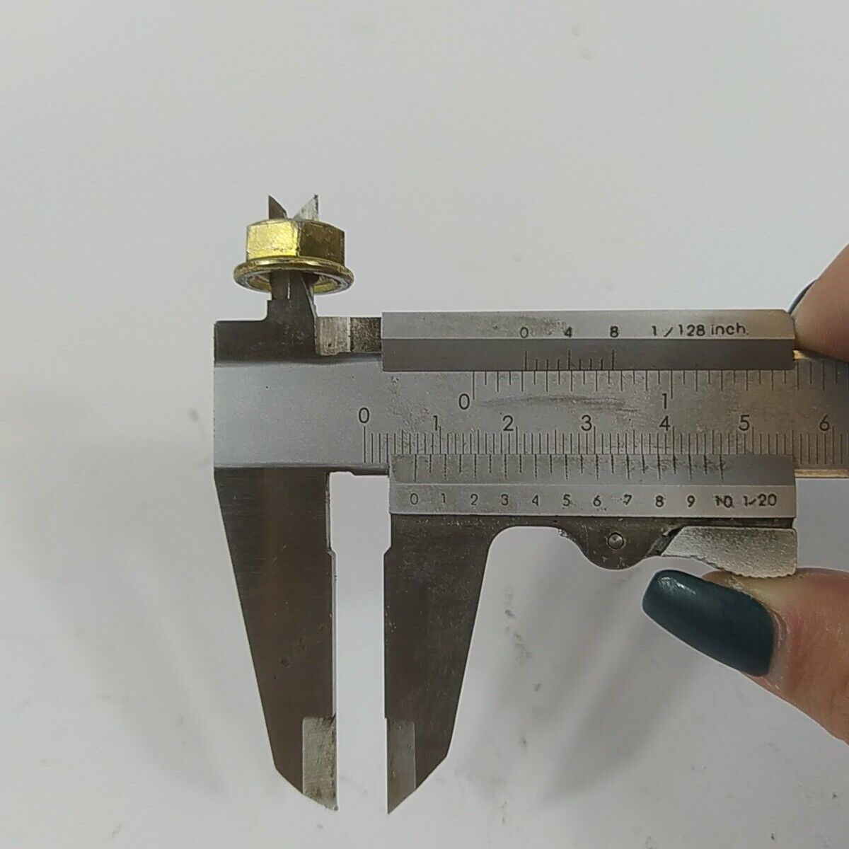 Ricambio usato FERMO E DADO VOLANO decespugliatore Mcculloch ELITE 4200