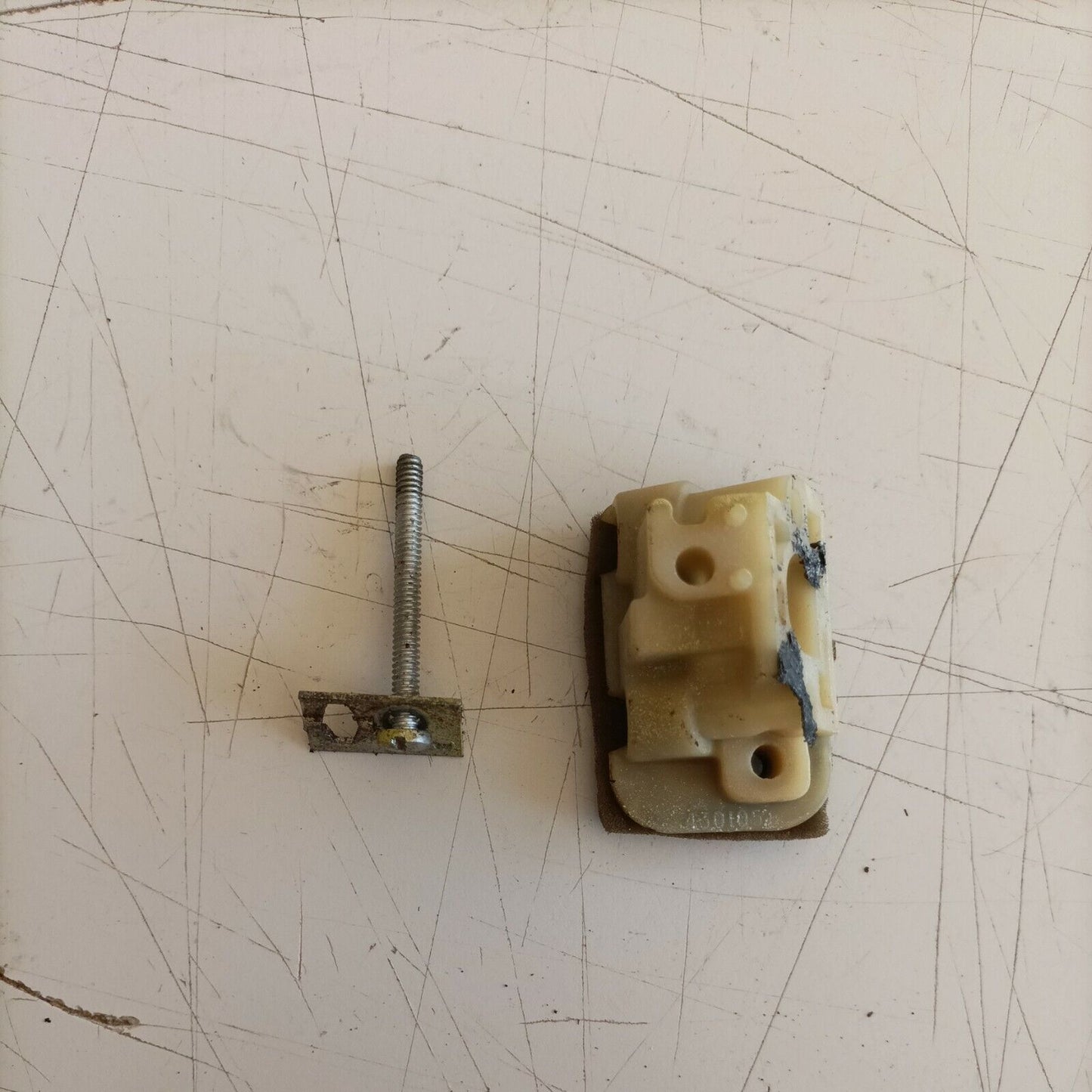 MOTOSEGA PIONEER P20 EASYARC collettore ASPIRAZIONE CARBURATORE ricambi usati