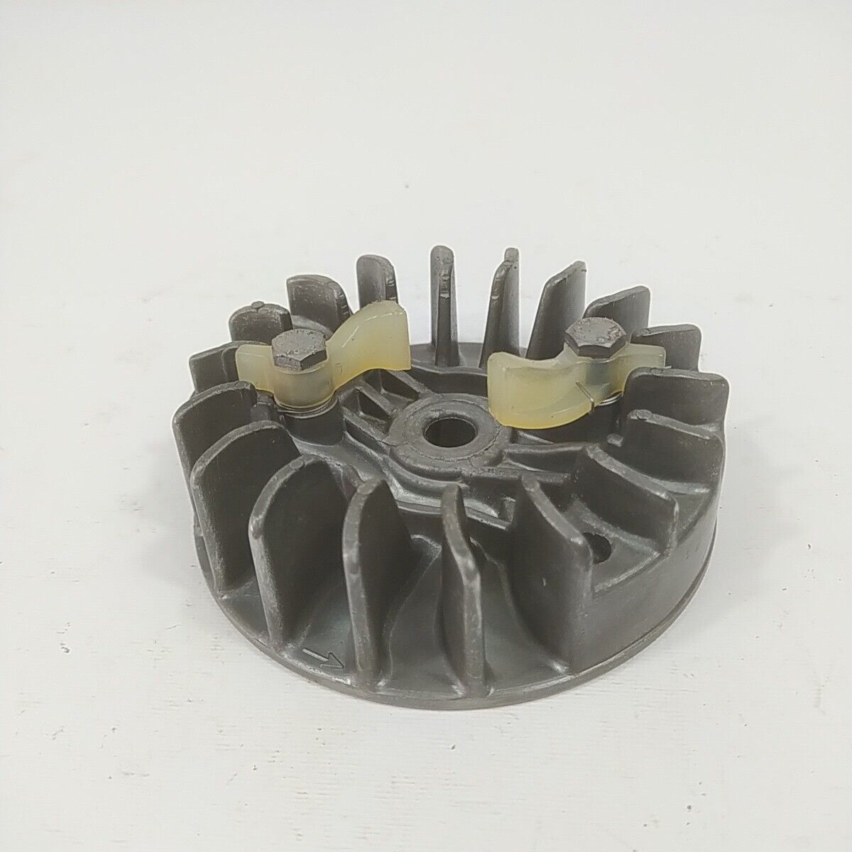 Ricambio per motosega ALPINA 500 VOLANO MAGNETICO DI AVVIAMENTO 4152920 usato