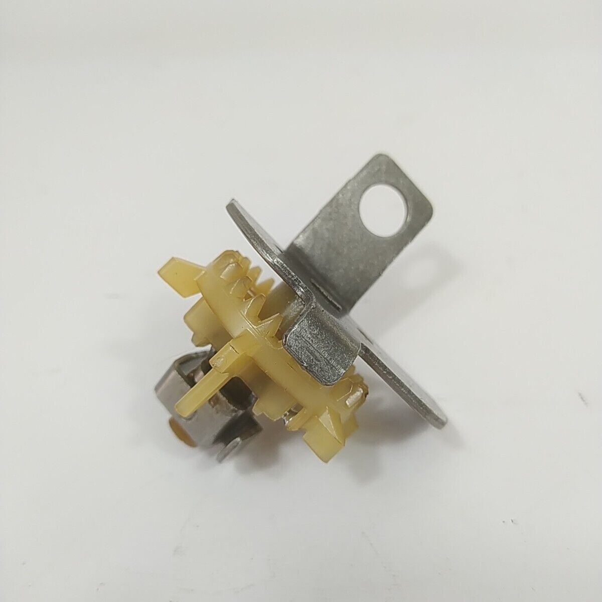 Ricambi valvola regolazione olio motore per rasaerba Briggs & Stratton 675 usato