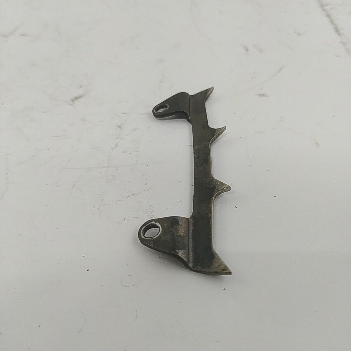 Ricambio usato ARTIGLIO ARPIONE BARRA CATENA per MOTOSEGA Echo 330 EVL