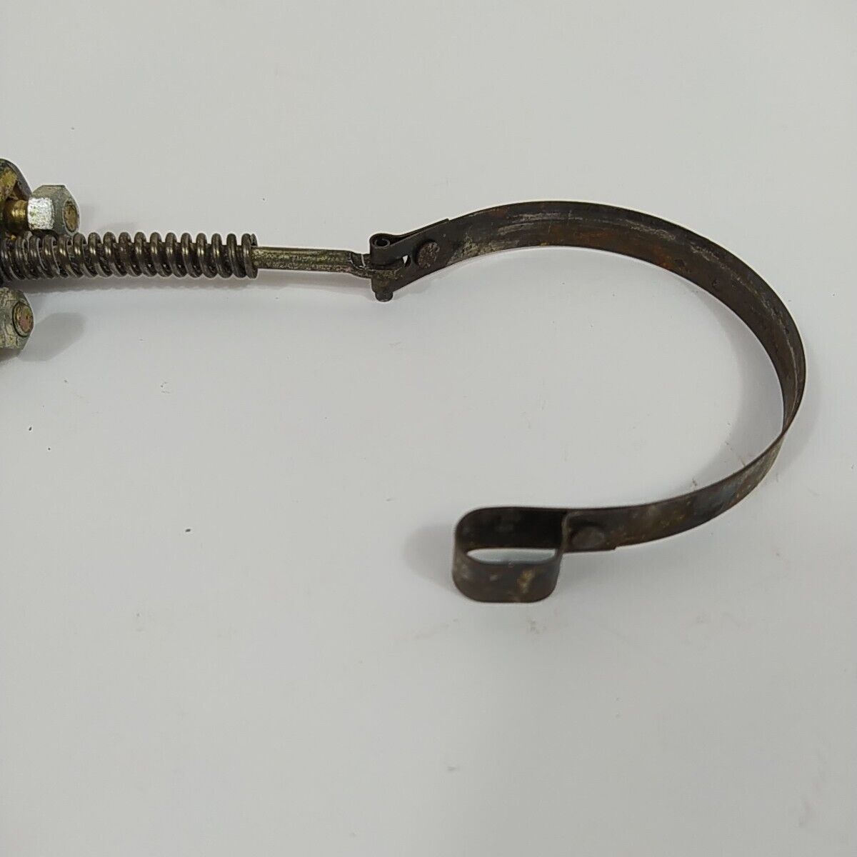 ricambio usato PROTEZIONE BLOCCO FRIZIONE CATENA per motosega CASTOR 438