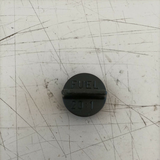 MOTOSEGA OLEO-MAC 350 TAPPO serbatoio CARBURANTE MISCELA ricambi usati