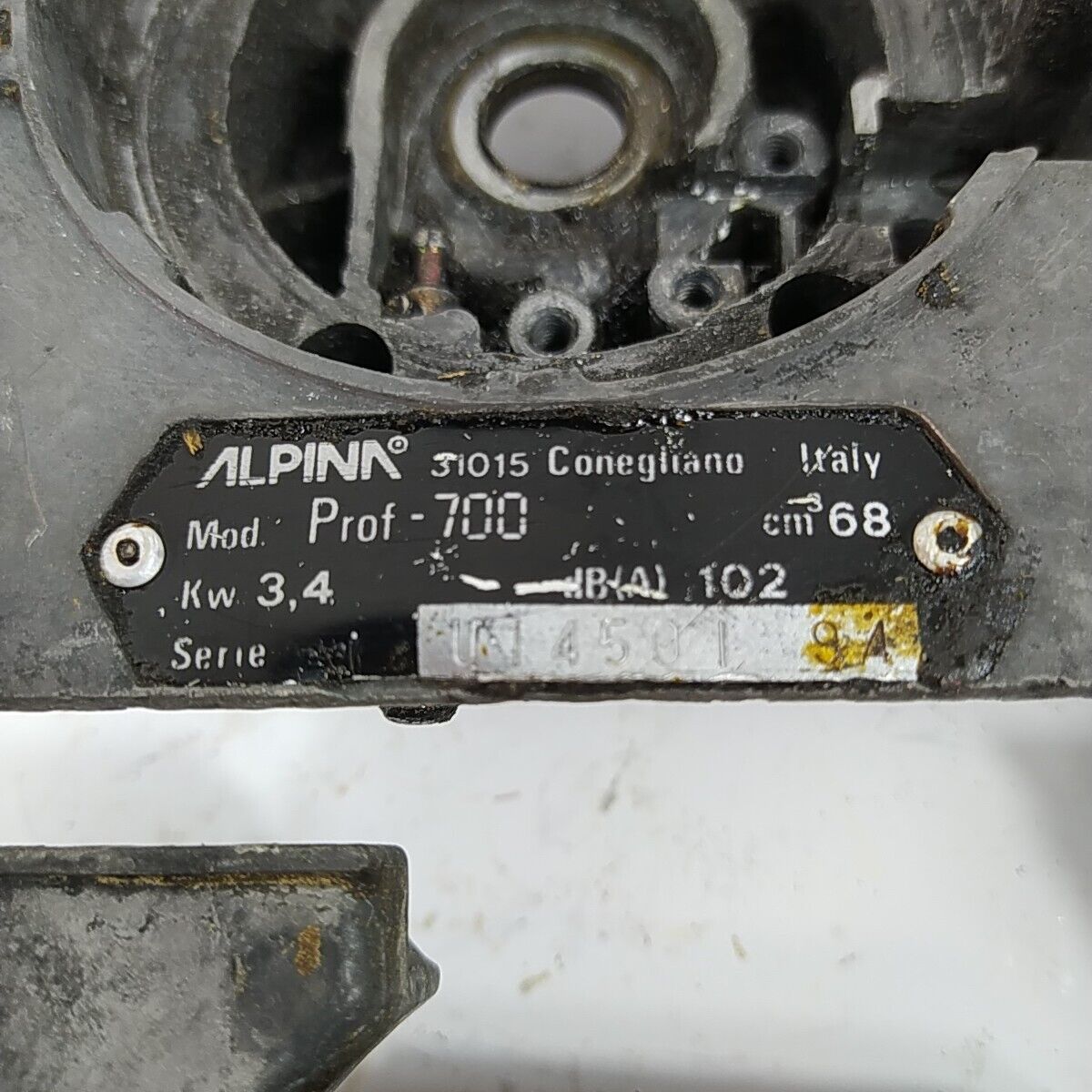 carter BASAMENTO CILINDRO completo PER MOTOSEGA ALPINA PROF 700 ricambi usati