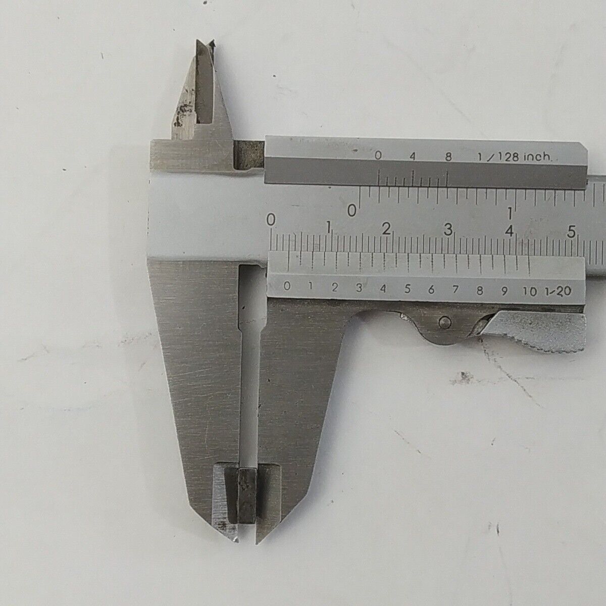 Ricambio FERMO VOLANO DI ACCENSIONE usato per decespugliatore Komatsu ZENOAH G4K