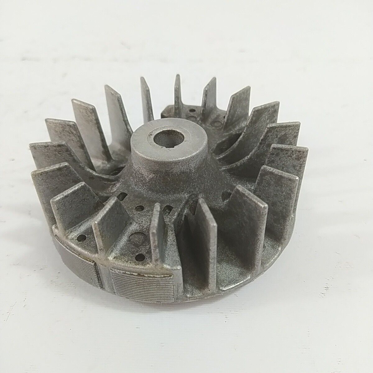 Ricambio VOLANO MAGNETICO DI AVVIAMENTO usato per decespugliatore ZENOAH G43L