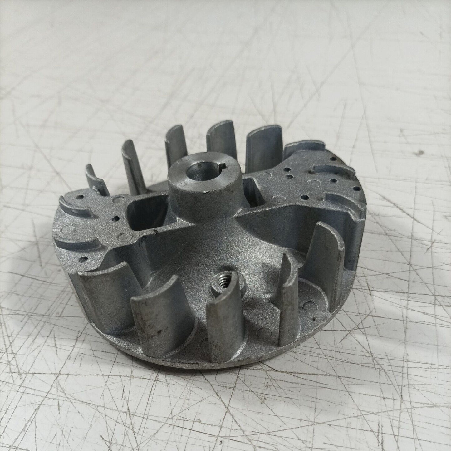 DECESPUGLIATORE ALPINA BC 35 S VOLANO MAGNETICO ACCENSIONE ricambio usato