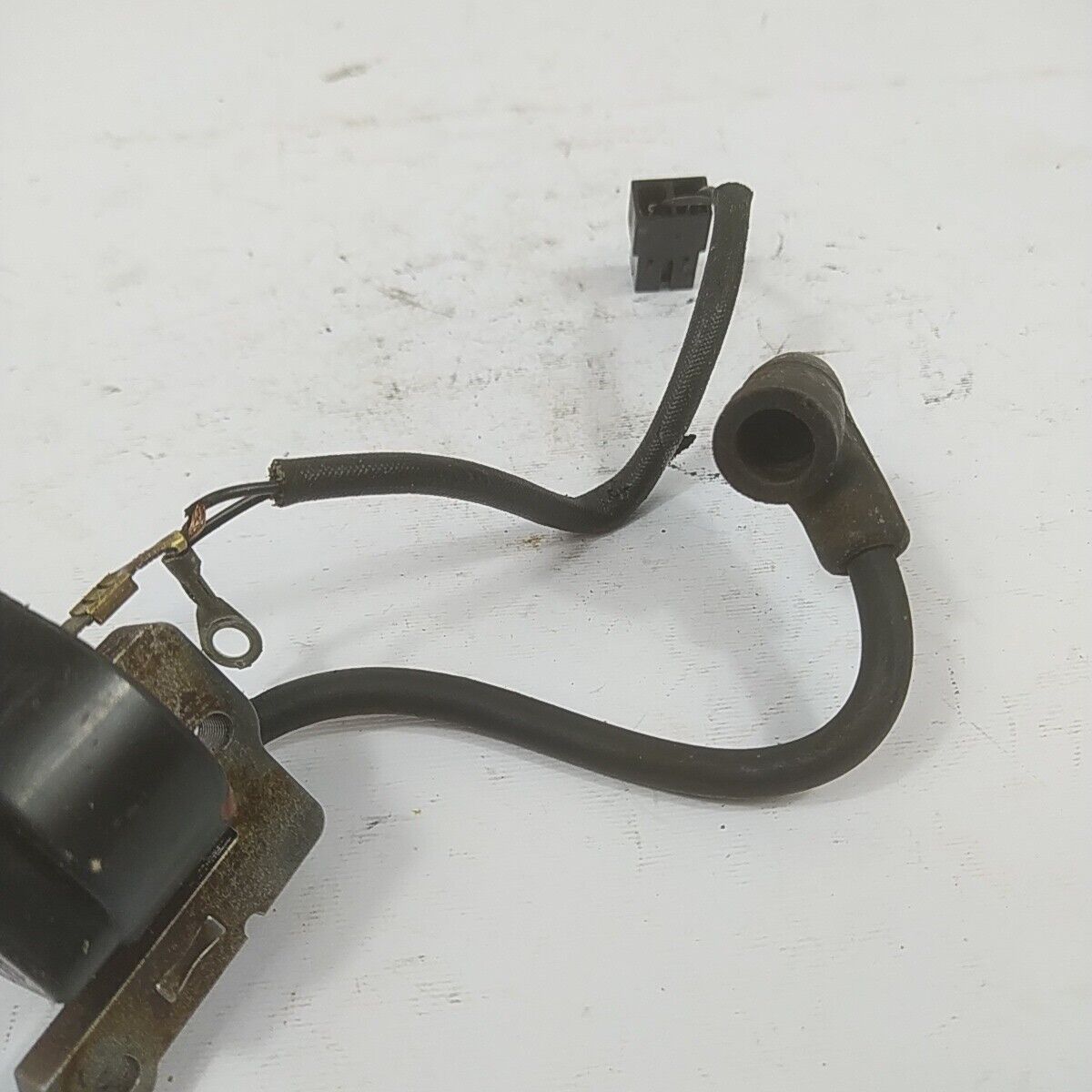 Ricambio per decespugliatore KING 40 CS BOBINA DI ACCENSIONE 13700 00 C usato