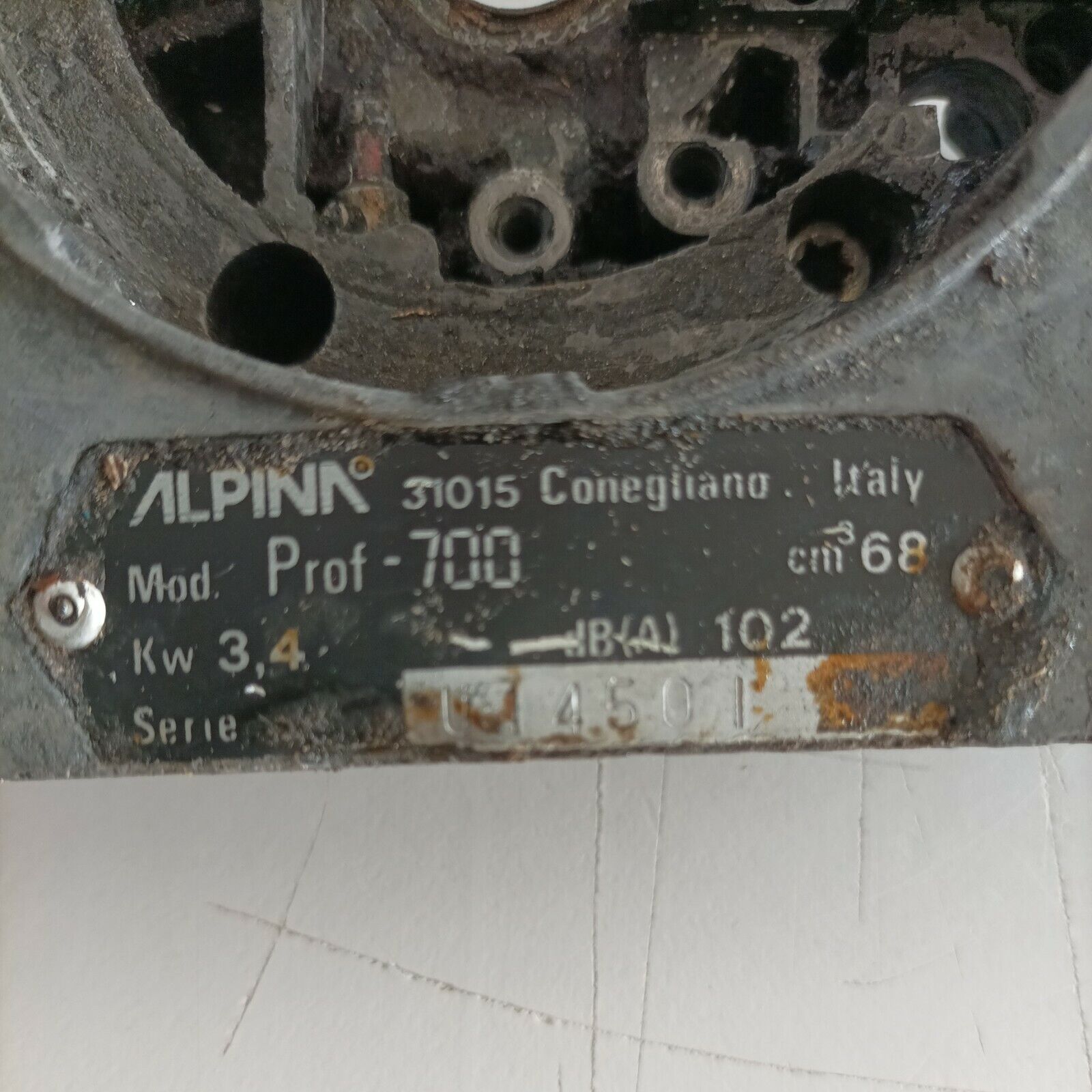 PROTEZIONE BLOCCO CATENA COMPLETO ORIGINALE PER MOTOSEGA ALPINA  PROF 700