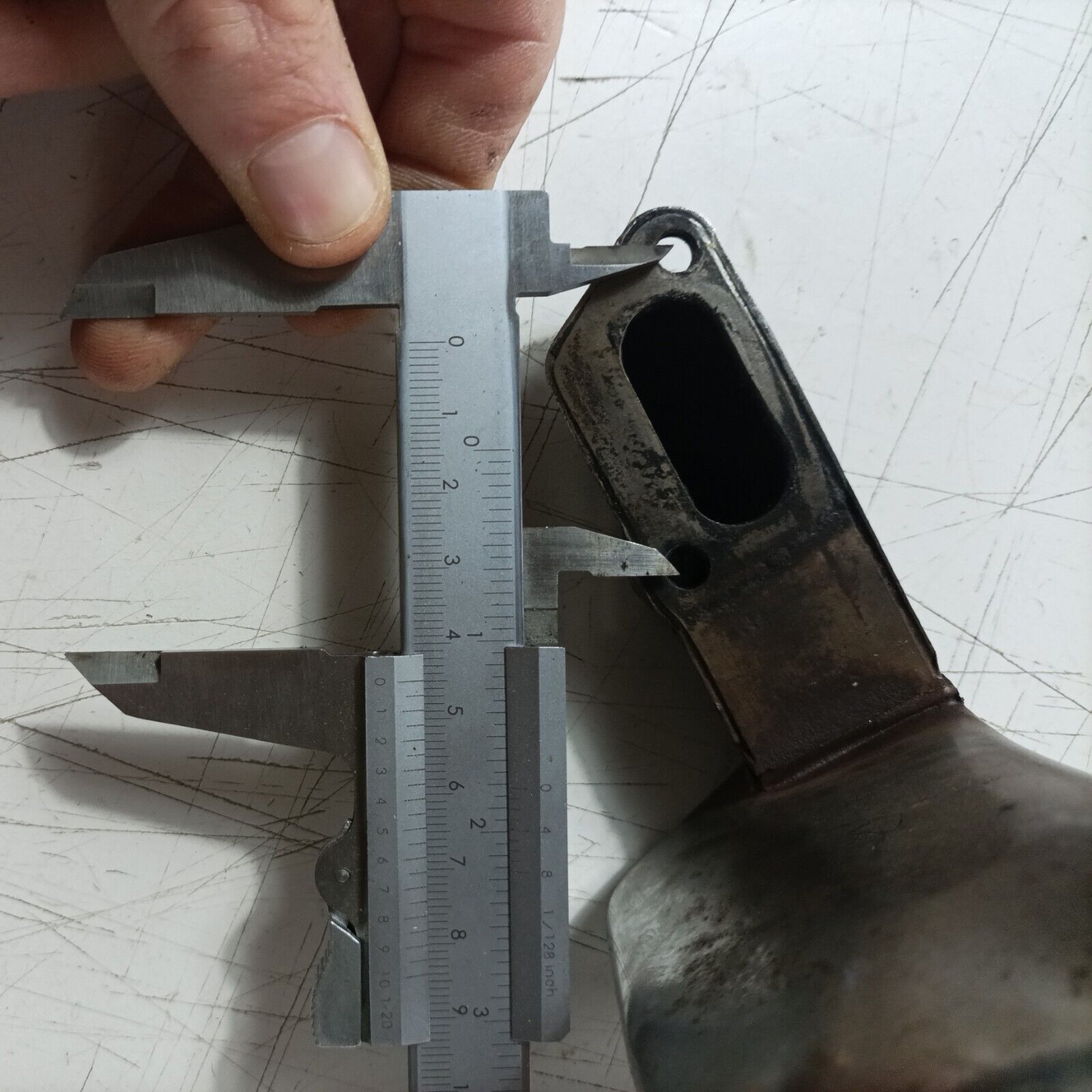 SILENZIATORE MARMITTA TERMINALE DI SCARICO PER MOTOSEGA CASTOR C 70 ALPINA A 70