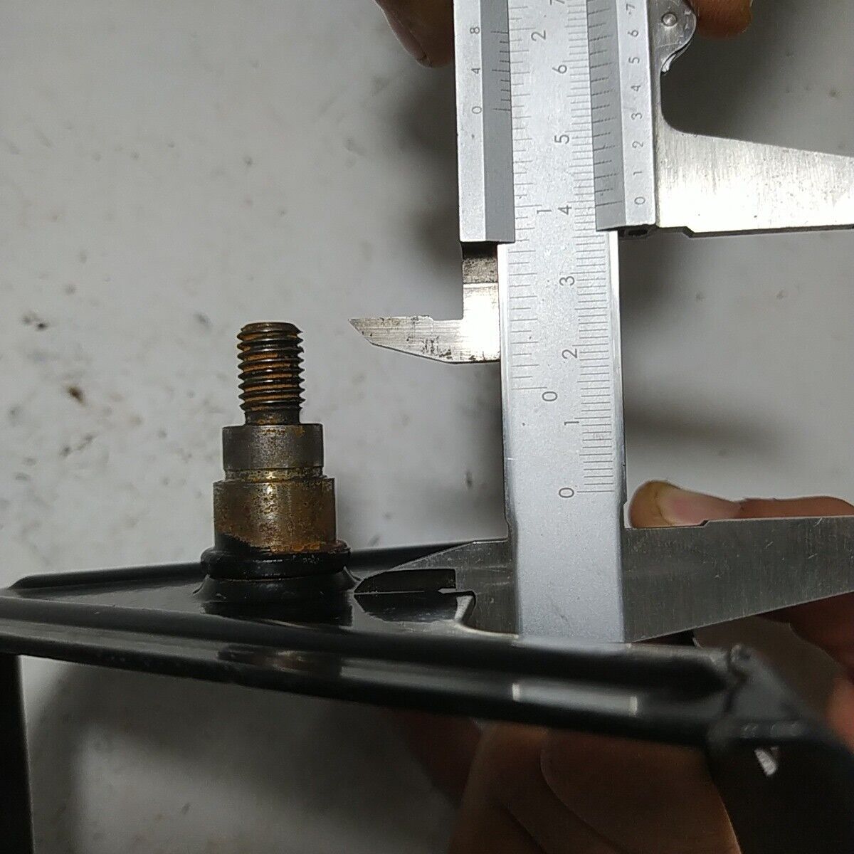 Ricambio STAFFA MOTORE A ZAINO Usato per decespugliatore Mcculloch ELITE 3800