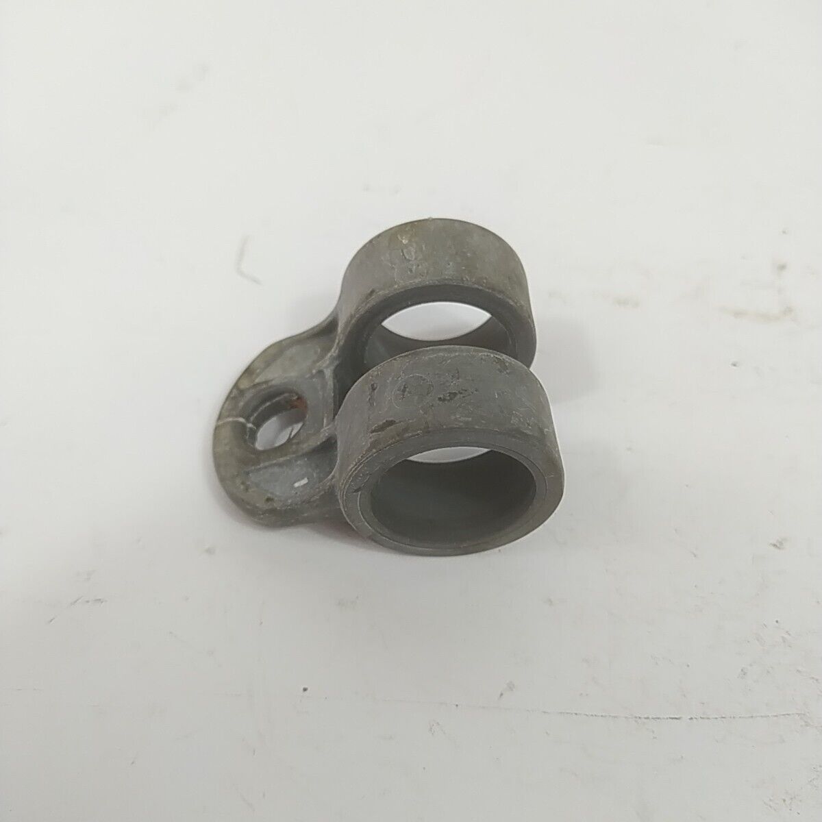 Ricambio per decespugliatore EFCO 8250 SUPPORTO ASTA BRETELLE IMBRACATURA usato