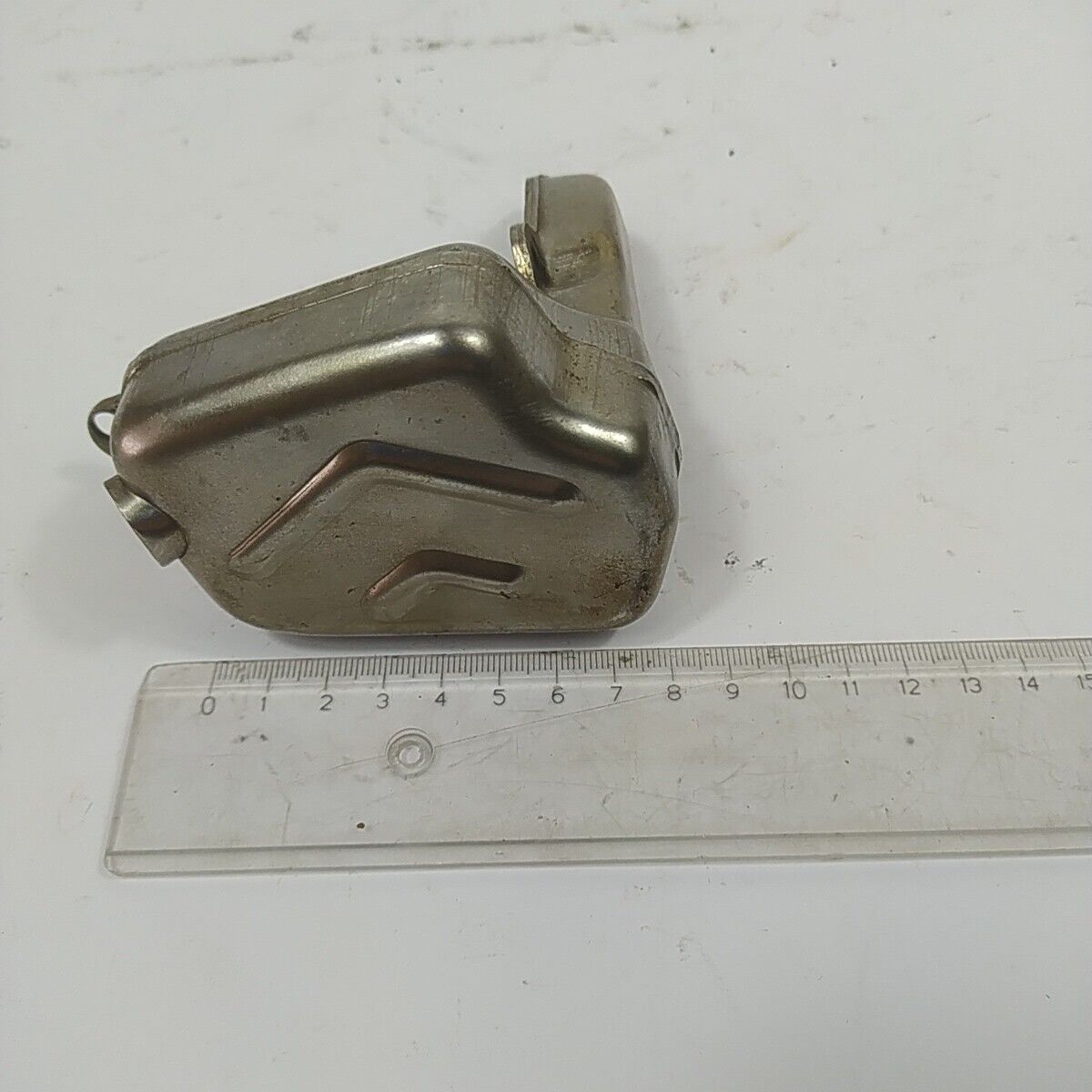 ricambio usato MARMITTA TERMINALE DI SCARICO PER MOTOSEGA castor ALPINA PROF 45