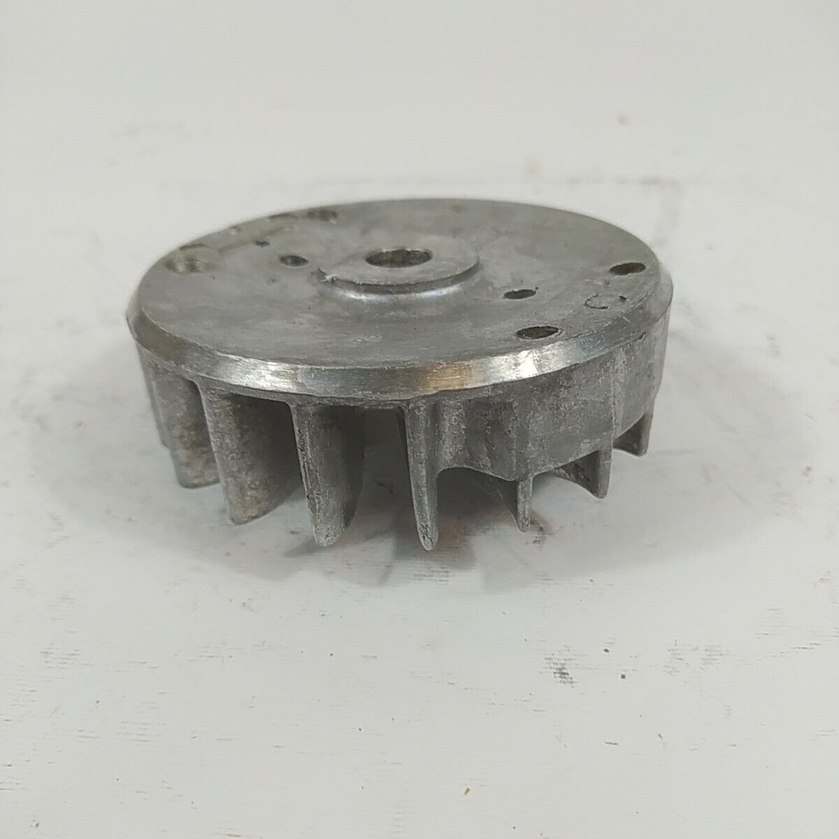 motosega CASTOR ALPINA 450 ricambio VOLANO MAGNETICO di avviamento start usato