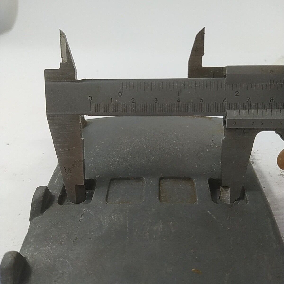 Ricambi MOTOSEGA EFCO BLITZ 35 OLEOMAC usati COPERCHIO CARBURATORE COPRI FILTRO