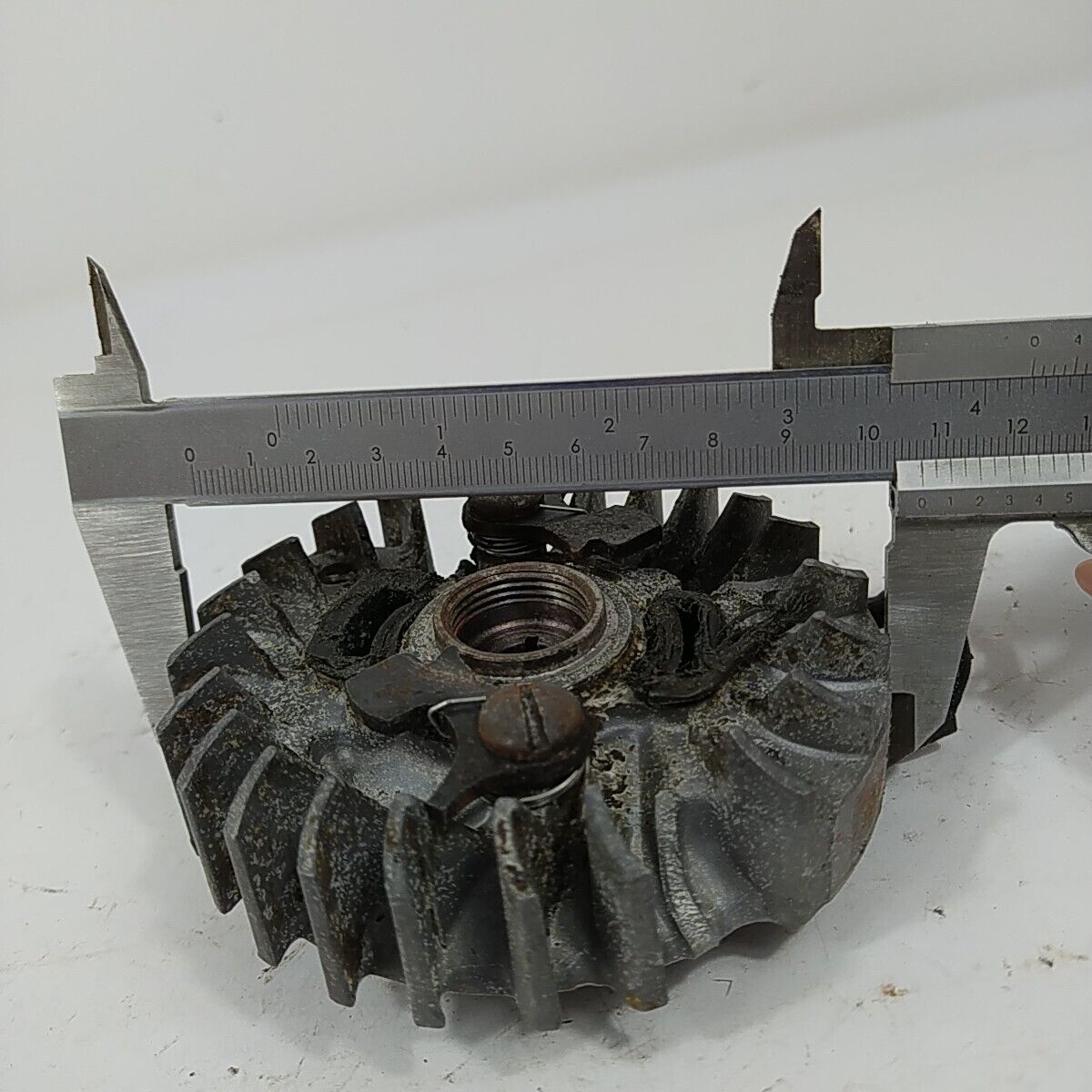 MOTOSEGA CASTOR cp 55 ALPINA PRO 55 VOLANO E BOBINA ACCENSIONE CON PUNTINE