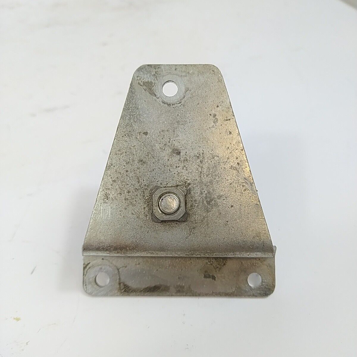 Ricambi STAFFA BARRA MOTORE A ZAINO usati per decespugliatore Komatsu ZENOAH G4K