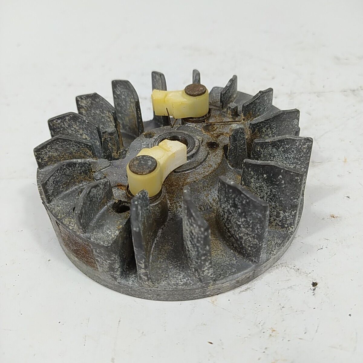 VOLANO MAGNETICO avviamento per motosega OLEO MAC 254 ANTIBIBRANTE ricambi usati