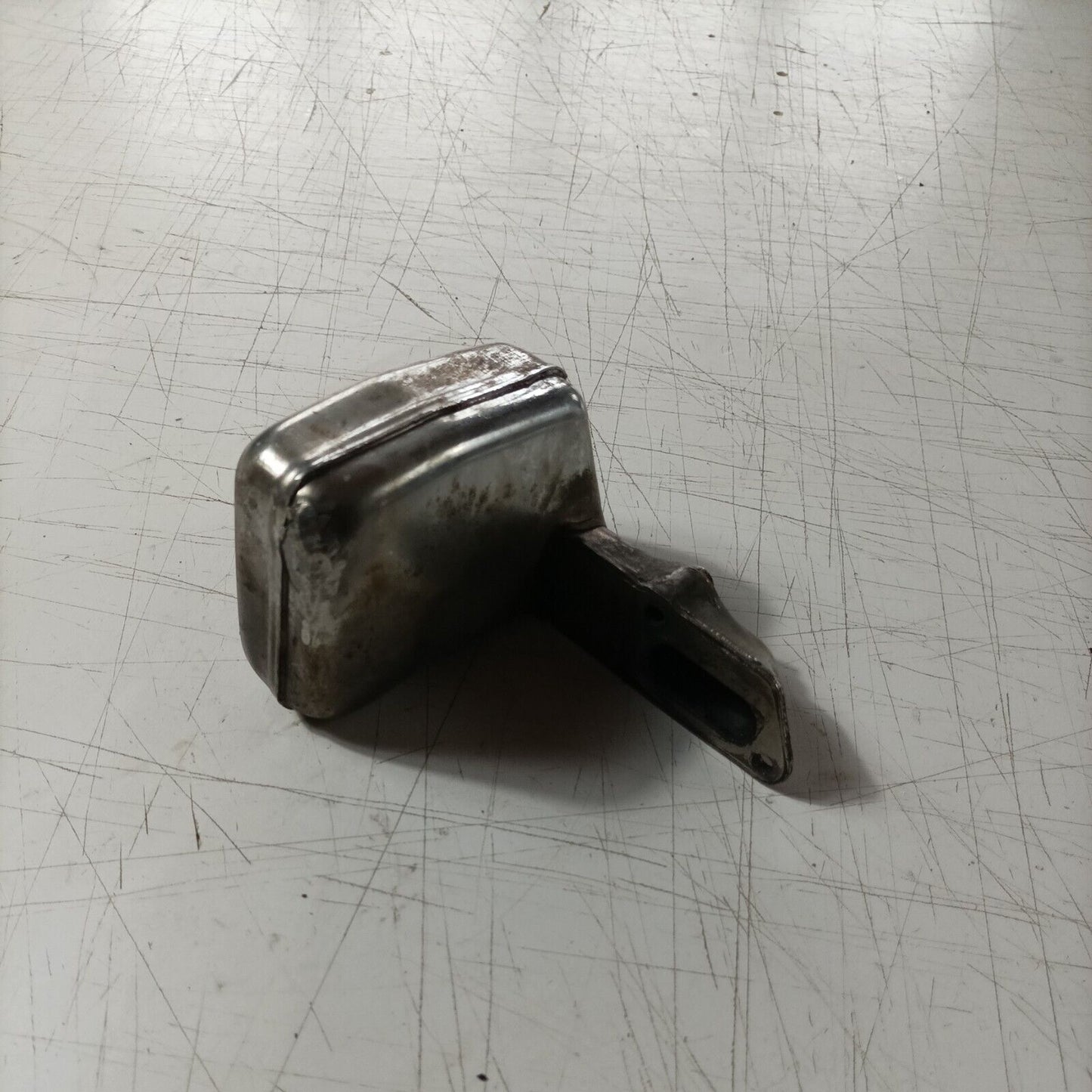 SILENZIATORE MARMITTA TERMINALE DI SCARICO PER MOTOSEGA CASTOR C 70 ALPINA A 70