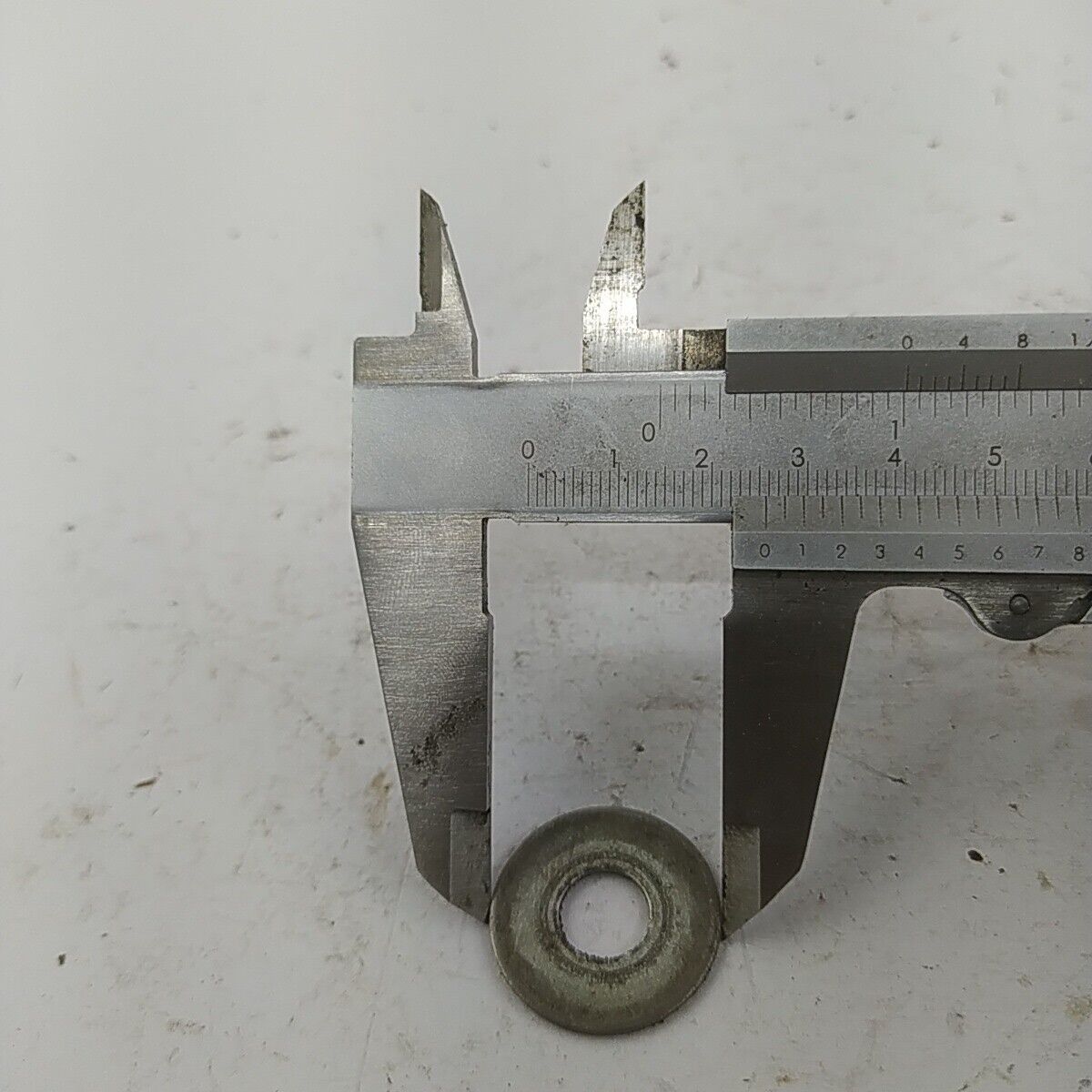 Ricambi DADO FERMO RONDELLA FRIZIONE usati per motosega CASTOR C70 ALPINA A70 