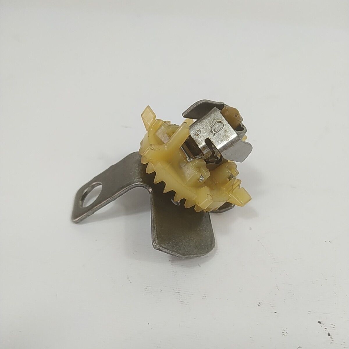 Ricambi valvola regolazione olio motore per rasaerba Briggs & Stratton 675 usati